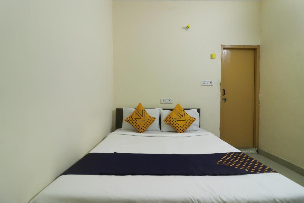 Spot On Negi Home Stay Dehradun Ngoại thất bức ảnh